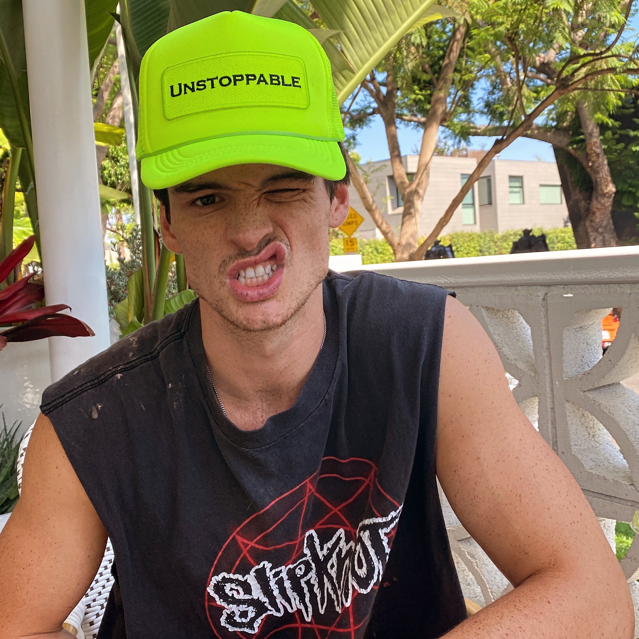 NEON LIGHTS ⚡️NEON YELLOW TRUCKER HAT NEON YELLOW/BLACK PATCH