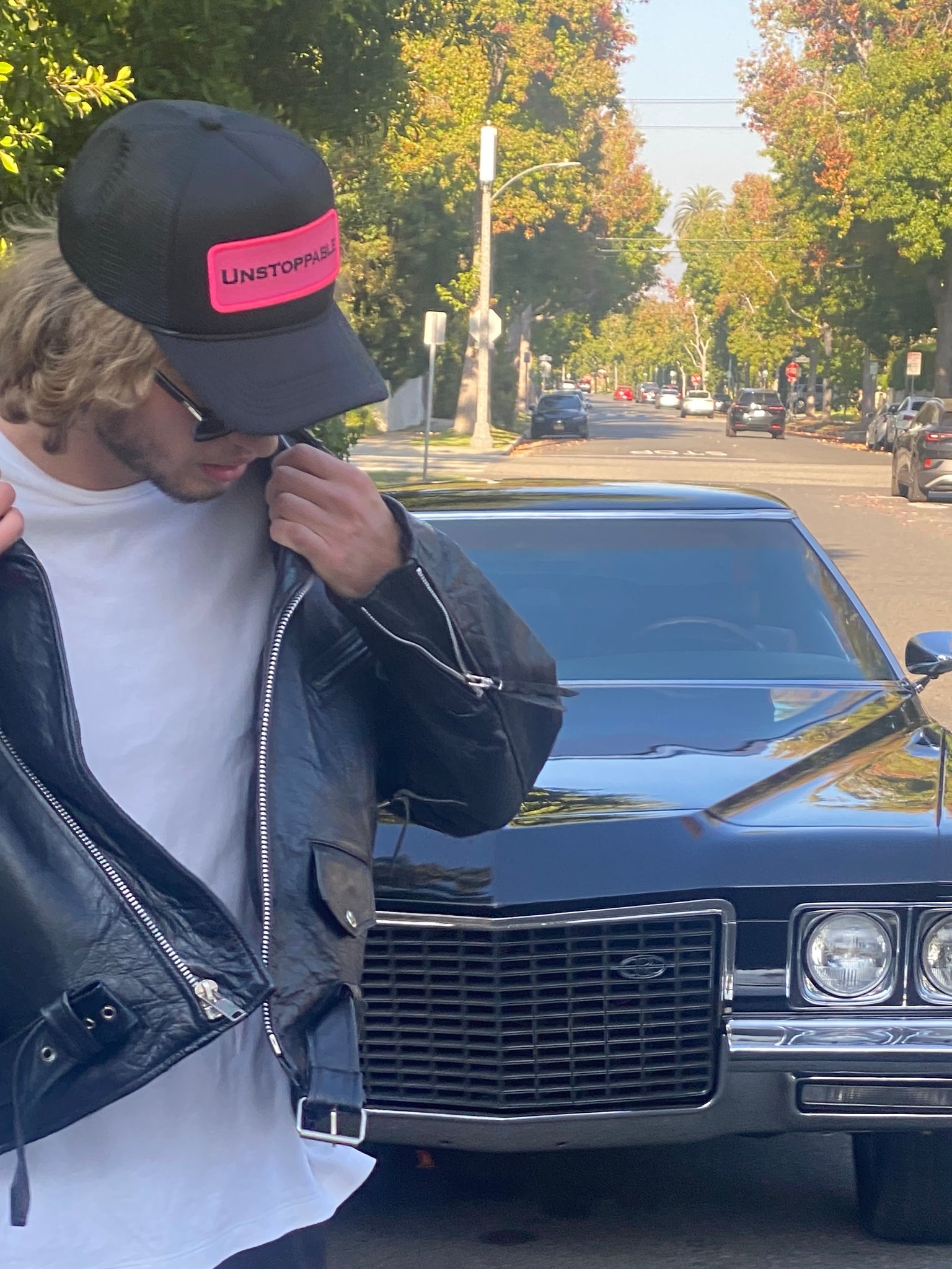 ROCKSTAR⚡️BLACK TRUCKER HAT/PINK PATCH