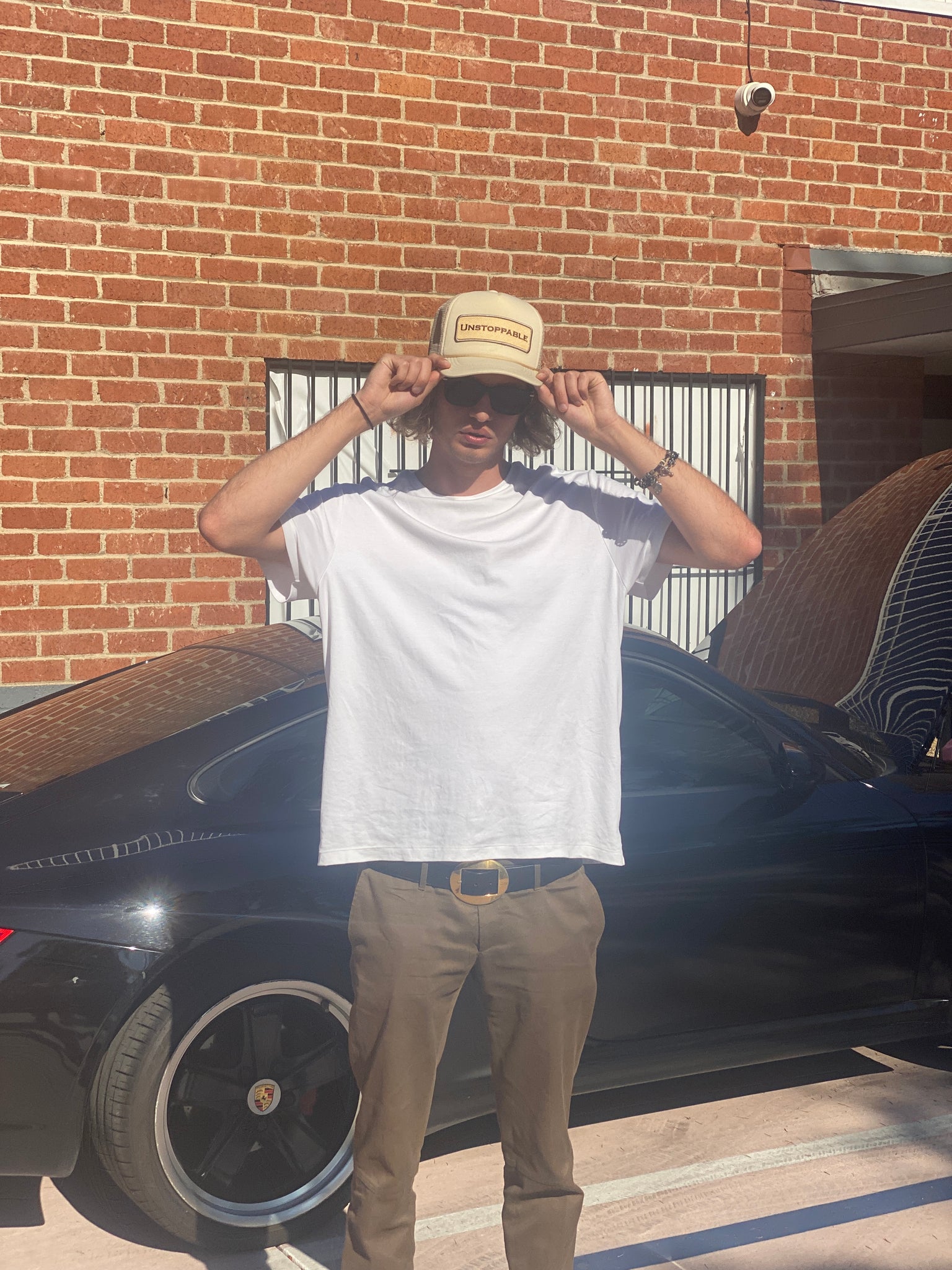 BEIGE BEIGE TRUCKER HAT BEIGE /TAUPE/BROWN PATCH