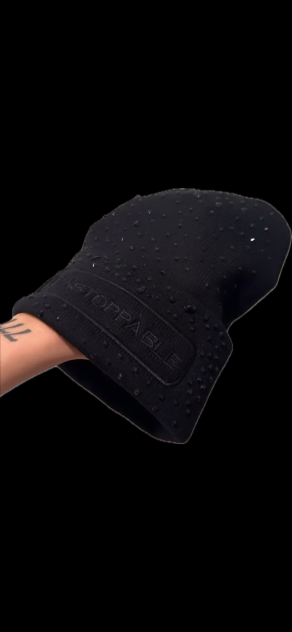 BLACK SPARK CRYSTAL BEANIE