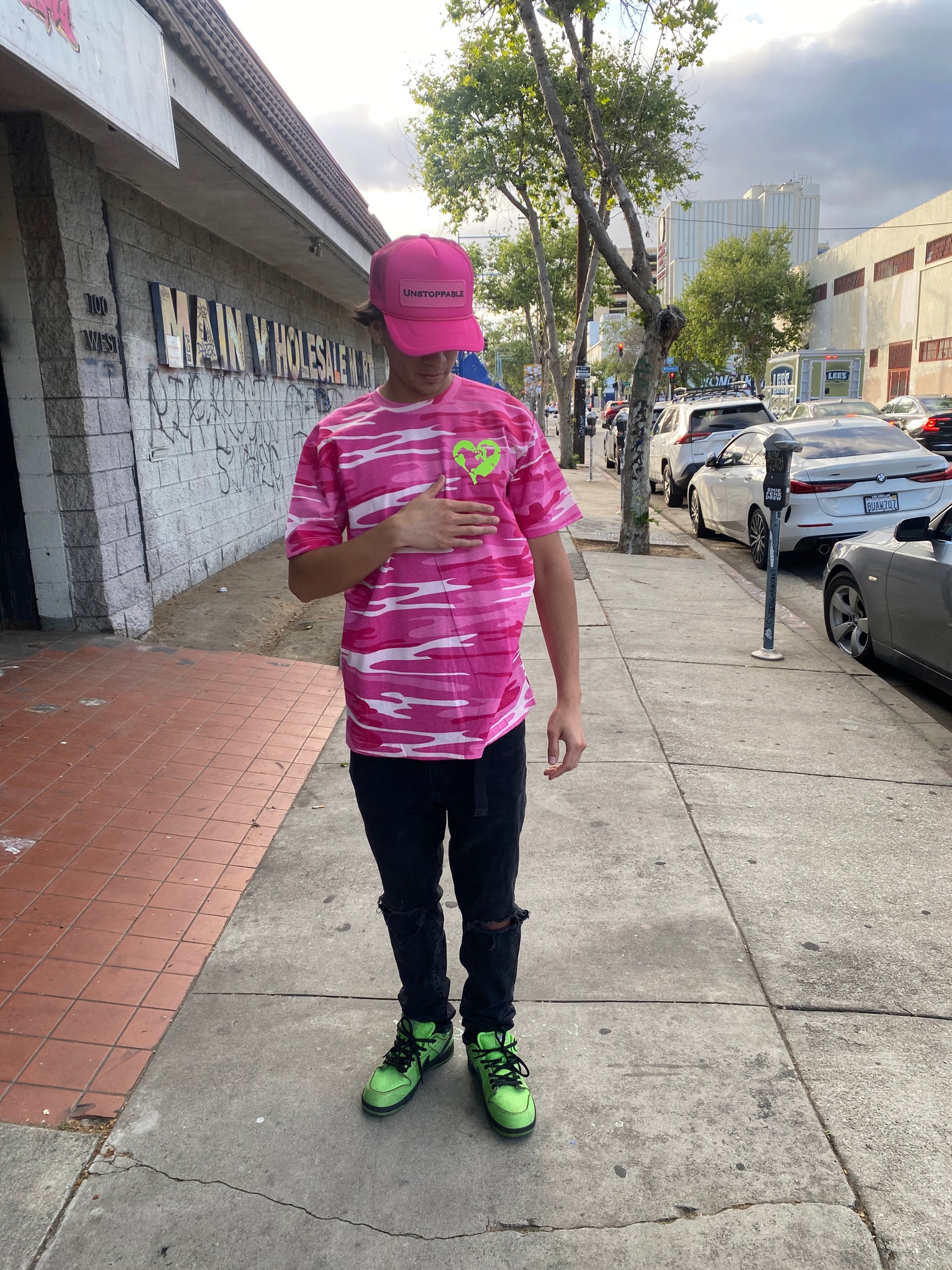 LIFE IS BEAUTIFUL š¦ CAMO PINK š T-Shirt