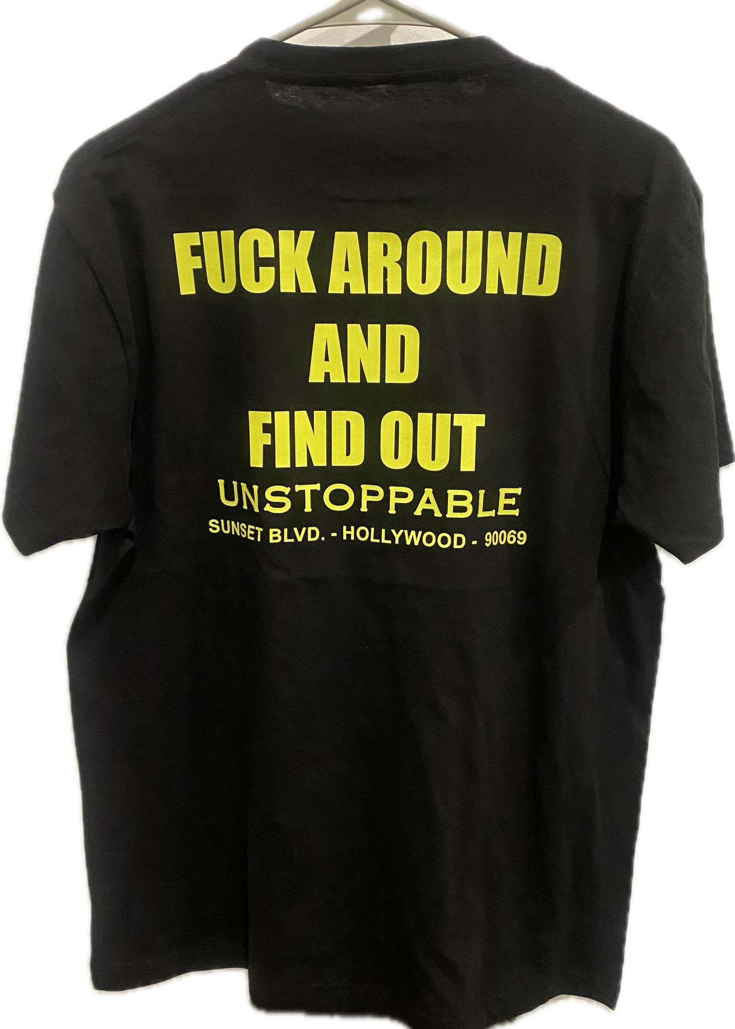 FUCK AROUND AND FIND OUT 😁 T-SHIRT